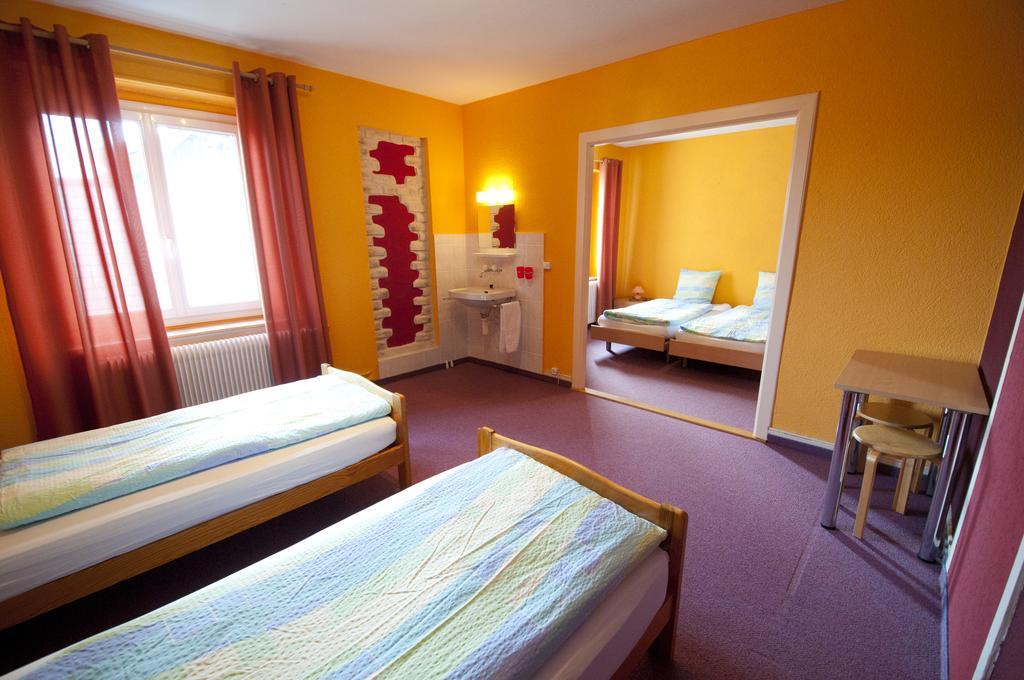 Hotel Bellavista "Bellevue" Saignelégier エクステリア 写真